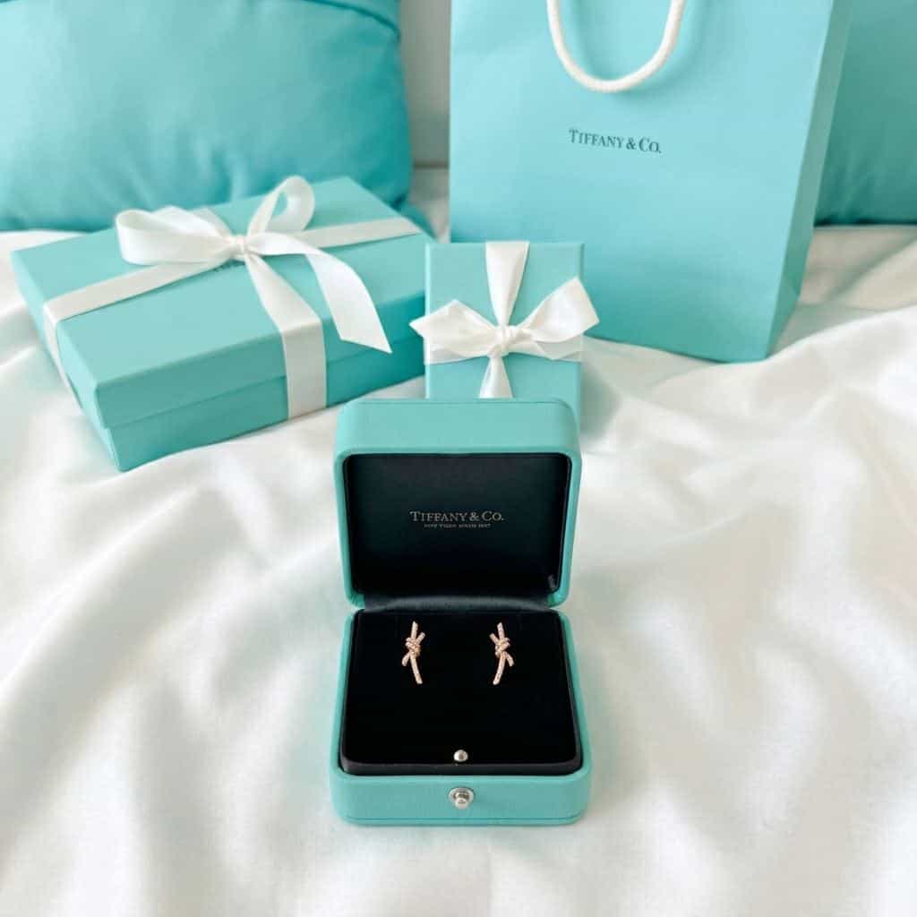 Tiffany & Co. Tiffany Knot — серьги с бриллиантами