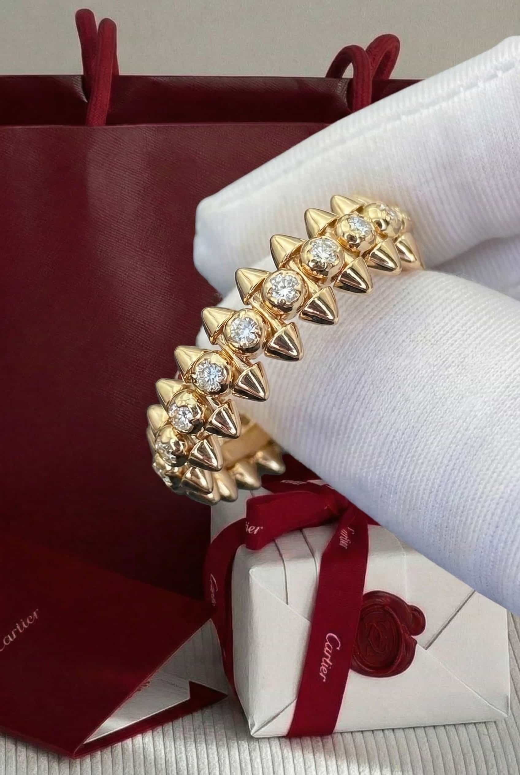 Золотое кольцо Cartier Clash de Cartier с бриллиантами