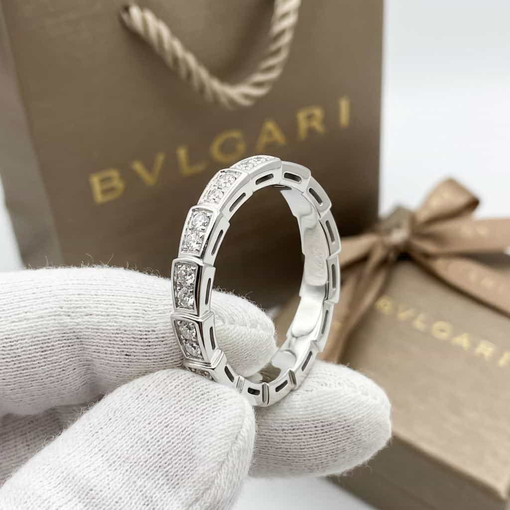 Кольцо Bulgari Serpenti Viper из белого золота с бриллиантами