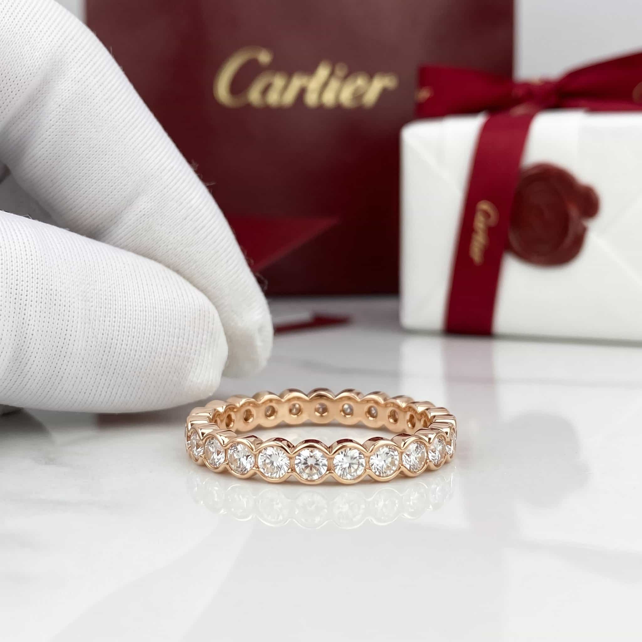 Золотое обручальное кольцо Cartier Broderie с бриллиантами
