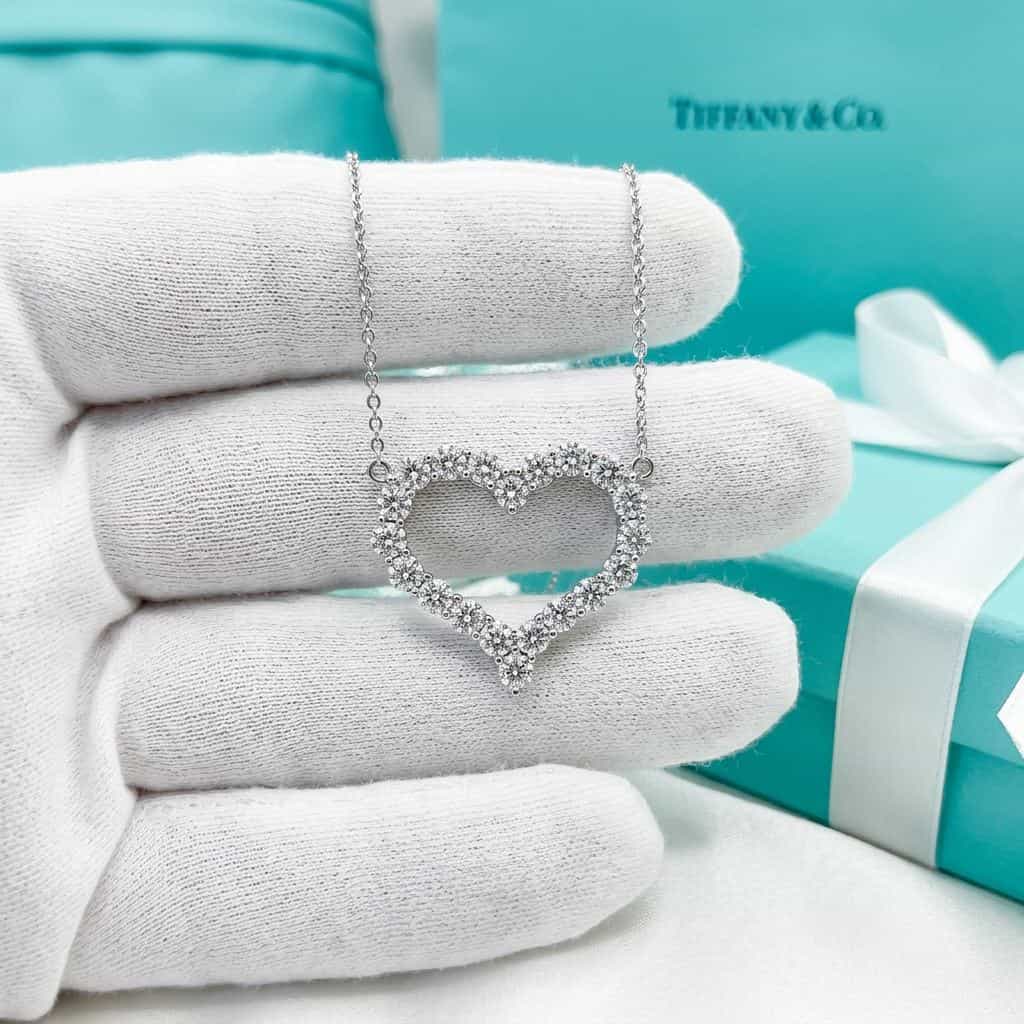 Tiffany & Co. Кулон Tiffany Hearts с бриллиантами на цепочке