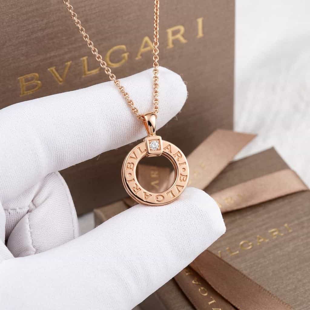Bulgari Ожерелье BVLGARI BVLGARI с бриллиантом