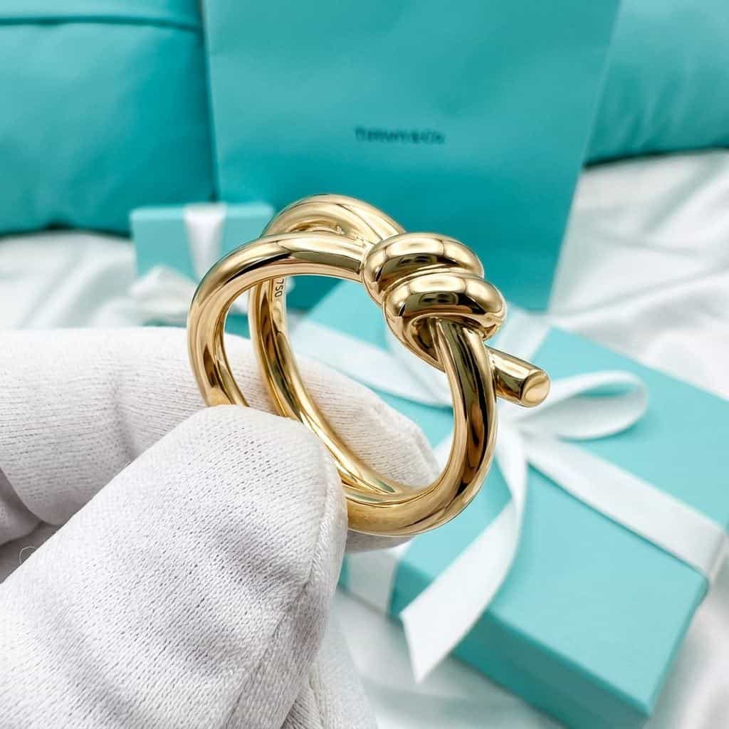 Tiffany & Co. Кольцо Tiffany Knot Double Row в желтом золоте