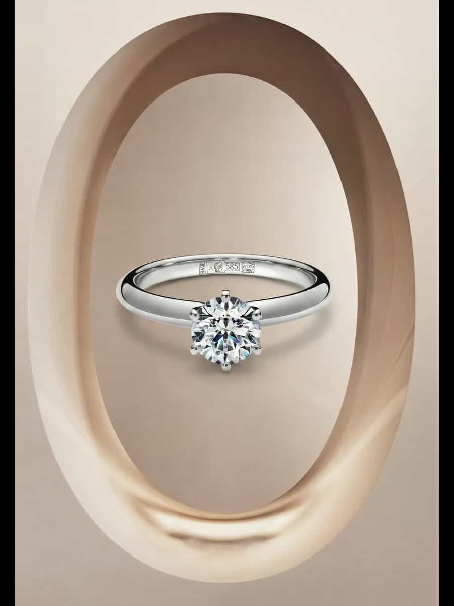 Tiffany & Co. Помолвочное кольцо золотое 585 пробы с бриллиантом 0,50 карат