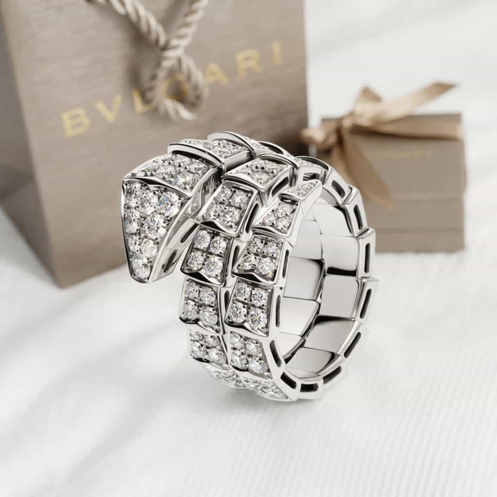 Кольцо Bvlgari Serpenti Viper с бриллиантами