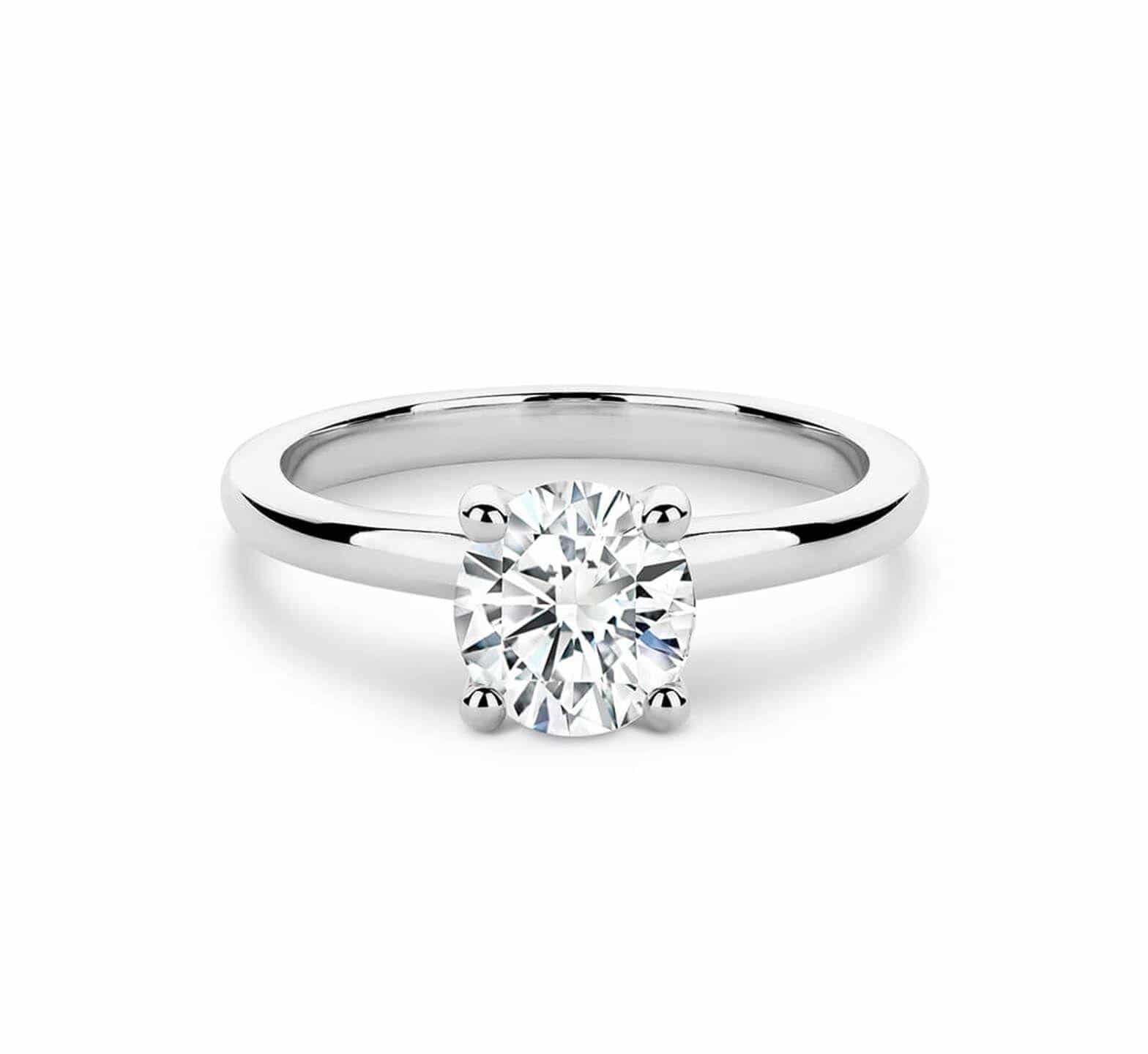 DIAMDOR Золотое помолвочное кольцо