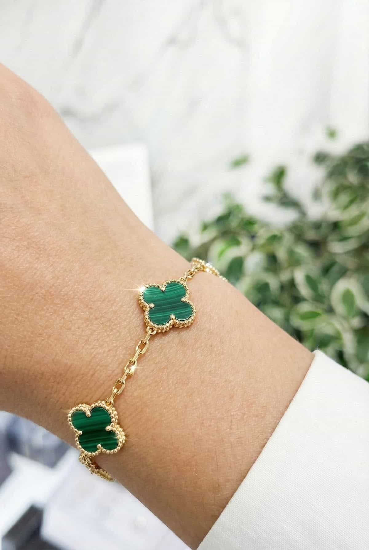 Van Cleef & Arpels Золотой браслет с бриллиантами Van Cleef Vintage Alhambra
