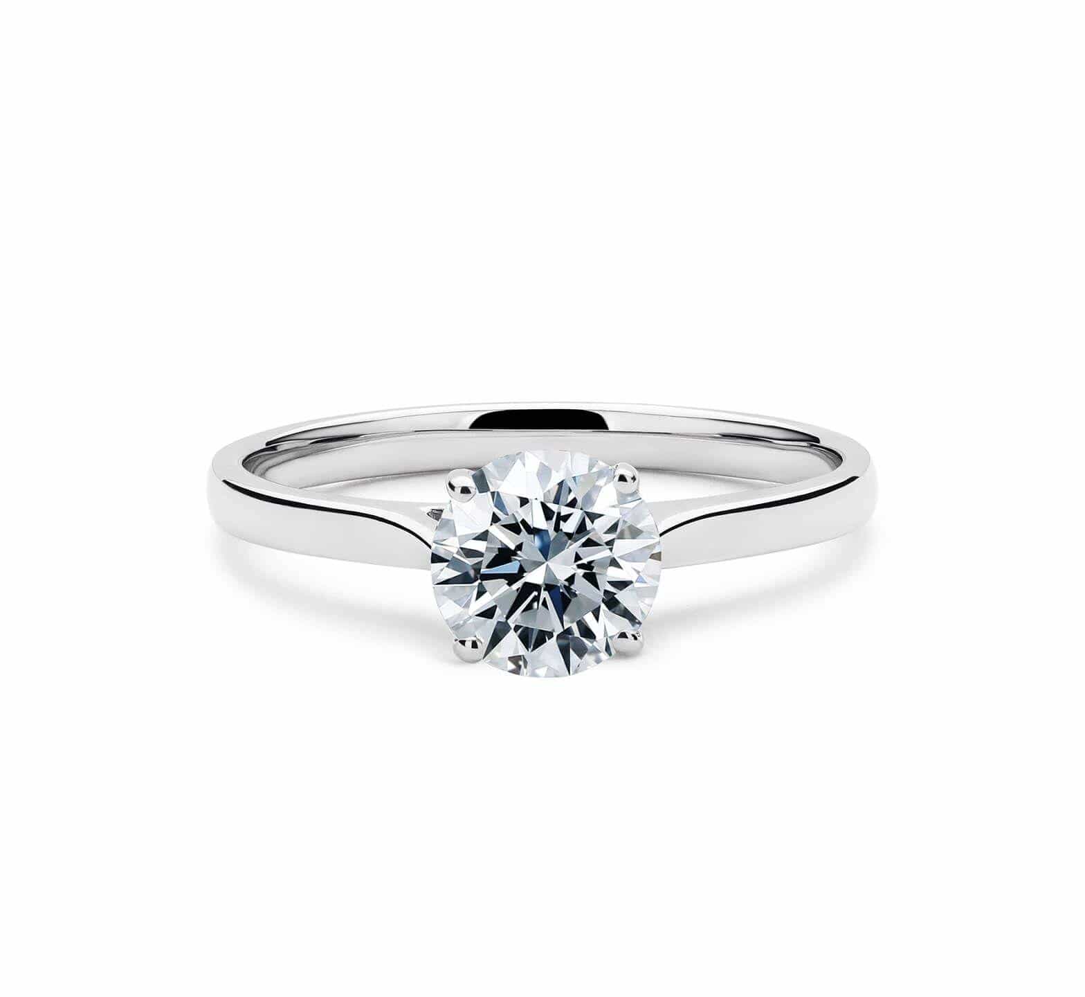 DIAMDOR Золотое помолвочное кольцо