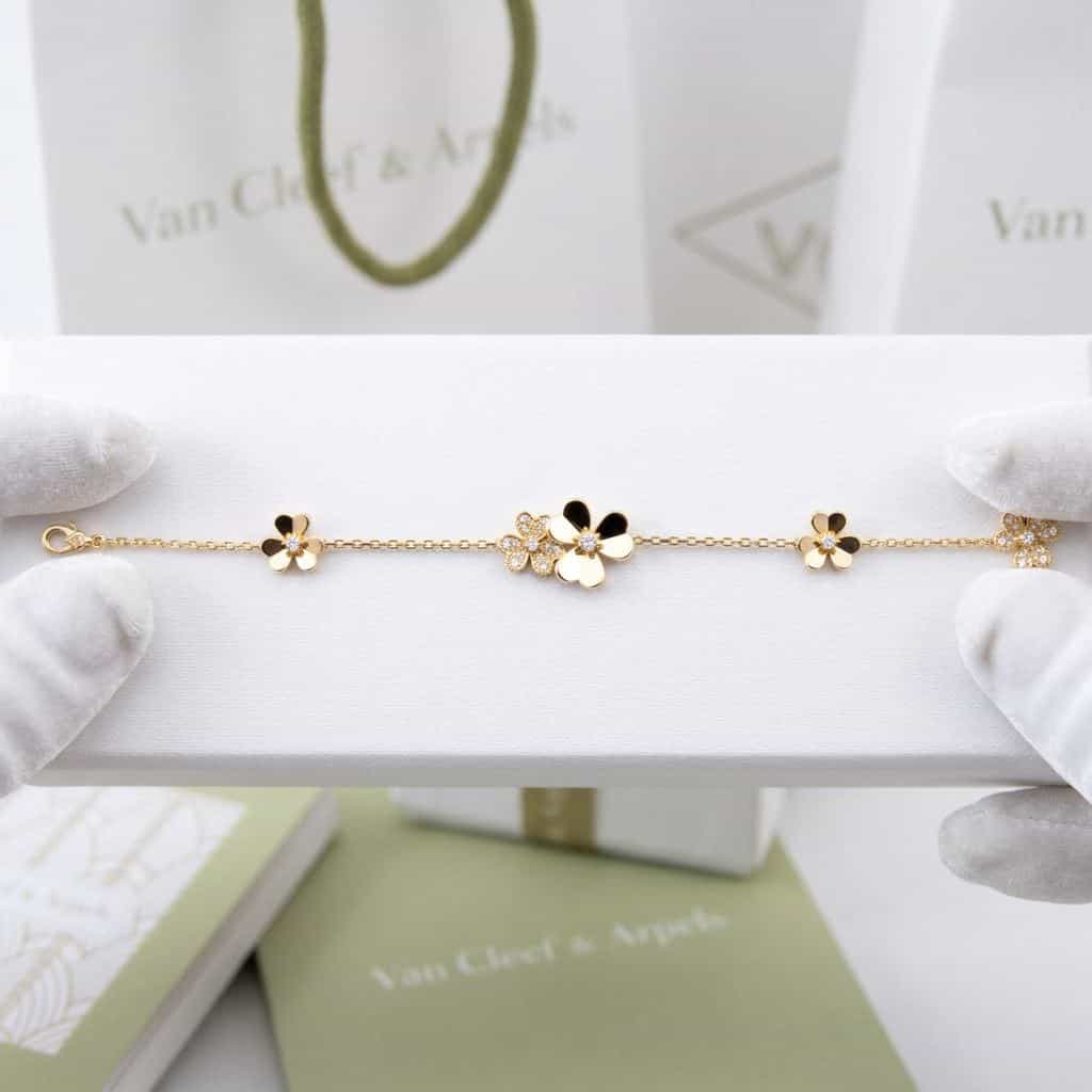 Van Cleef & Arpels Браслет Van Cleef & Arpels Frivole, 5 цветов