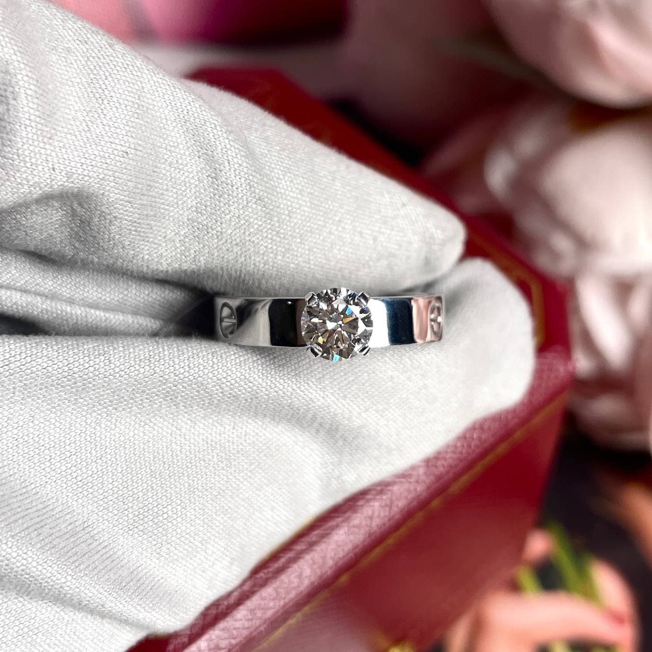 Кольцо Cartier Love с 1 бриллиантом 0,65ct (LAB) (белое золото 585) — фото 2