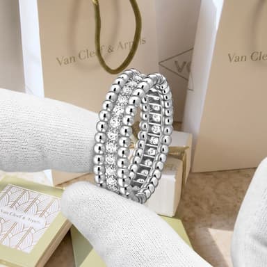 Кольцо Van Cleef & Arpels Perlée с бриллиантами, 1 ряд