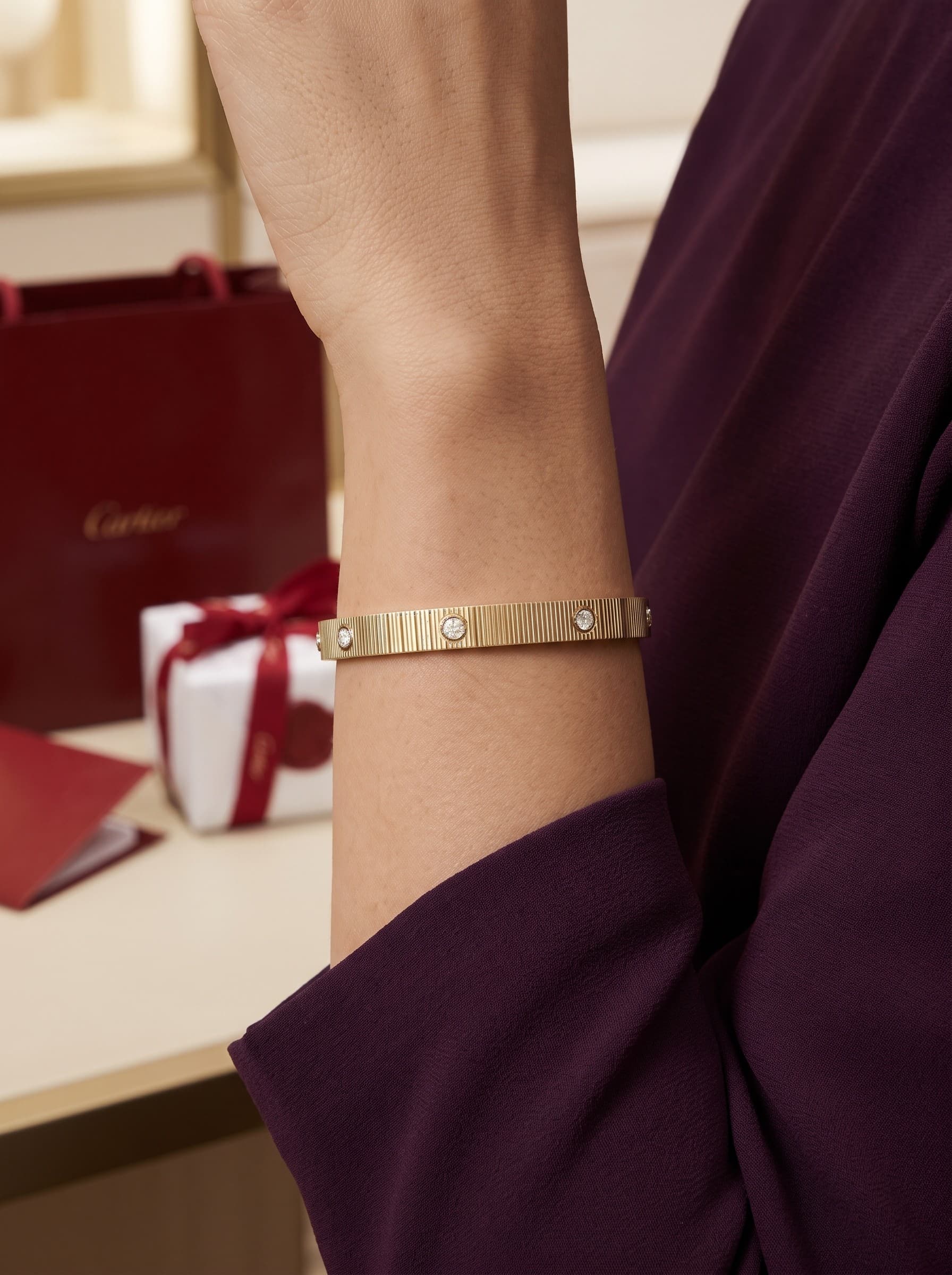 Браслет Cartier LOVE Unlimited, гибкий, 7 бриллиантов — фото 2