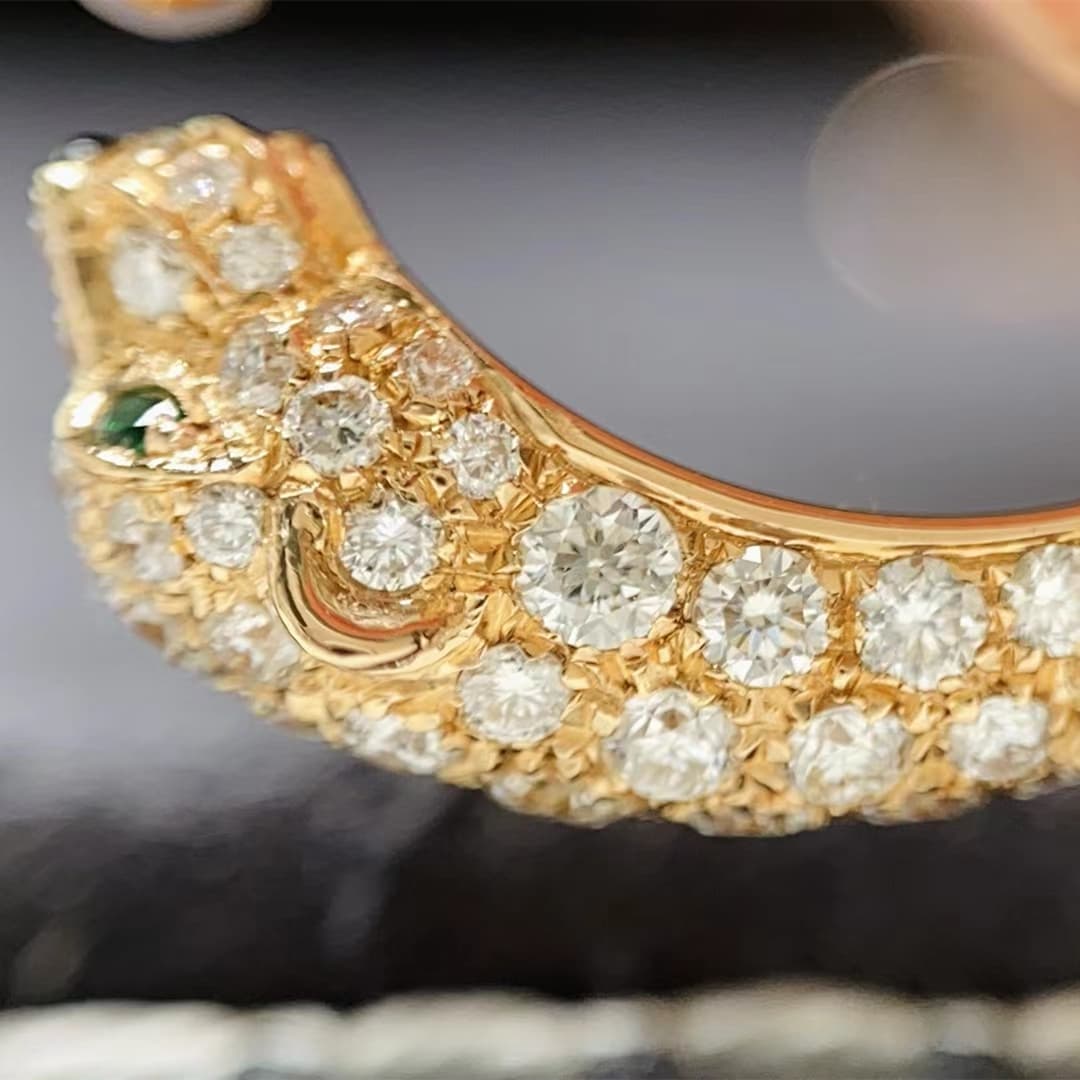 Золотое кольцо Cartier Panthère de Cartier с бриллиантами