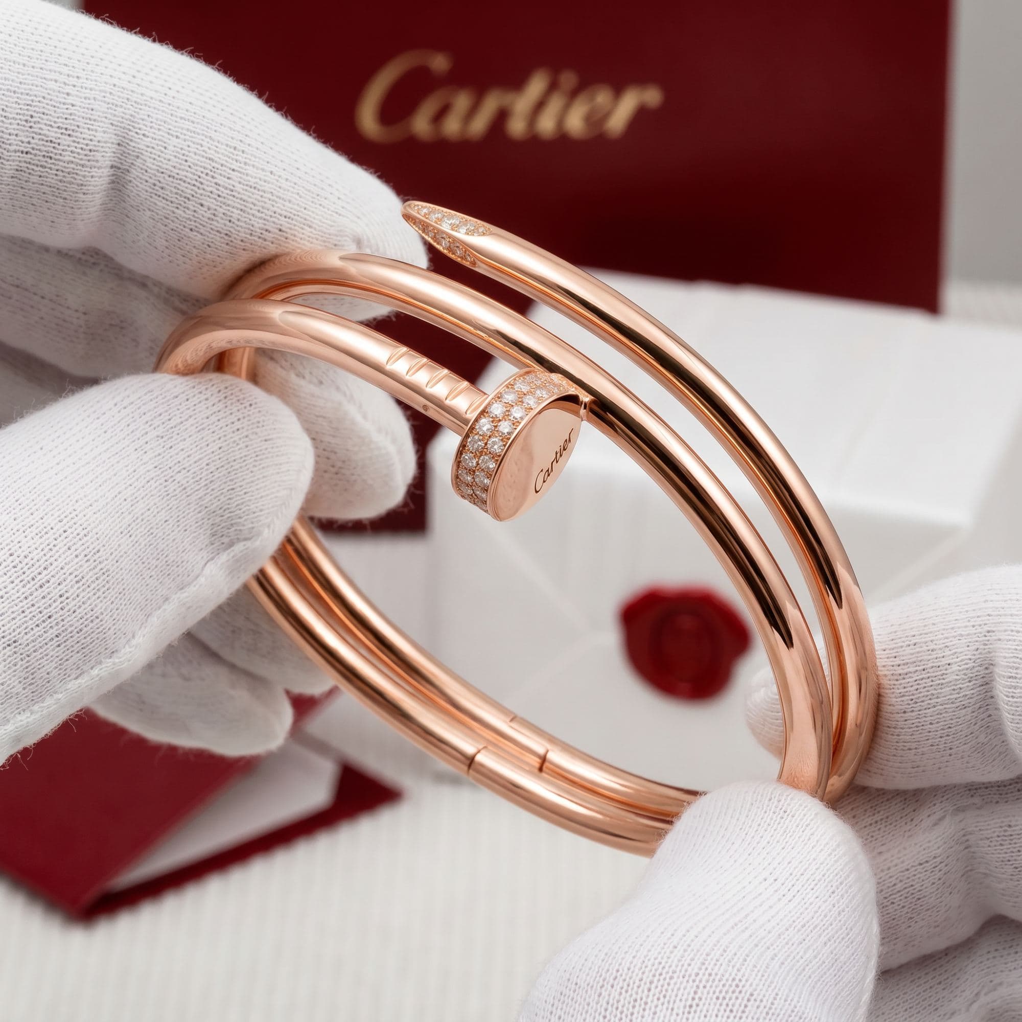 Золотой браслет Cartier Juste un Clou (гвоздь) с бриллиантами, двойная модель