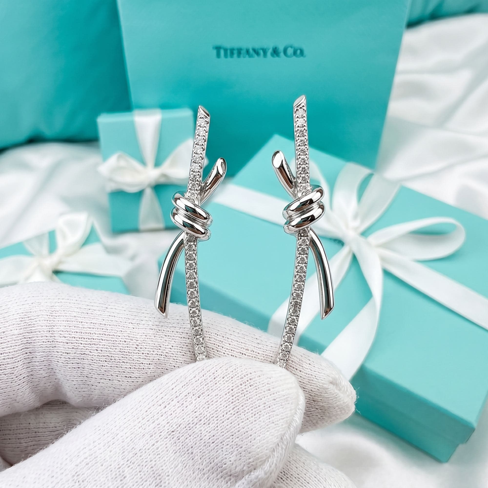 Tiffany Knot — серьги-подвески из розового золота с бриллиантами — фото 2