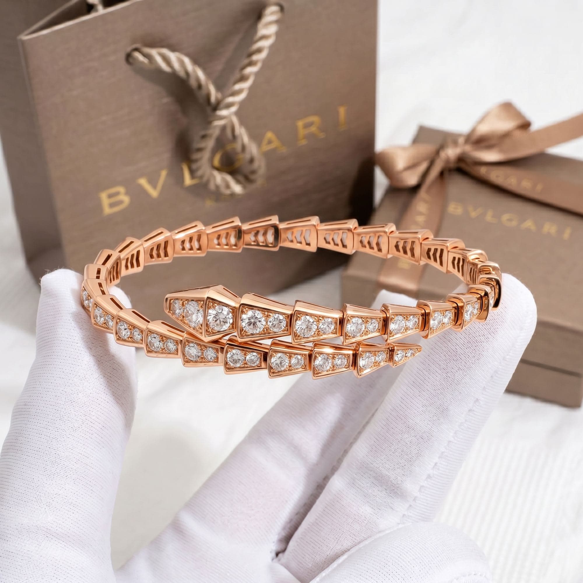 Браслет Bulgari Serpenti Viper с бриллиантами
