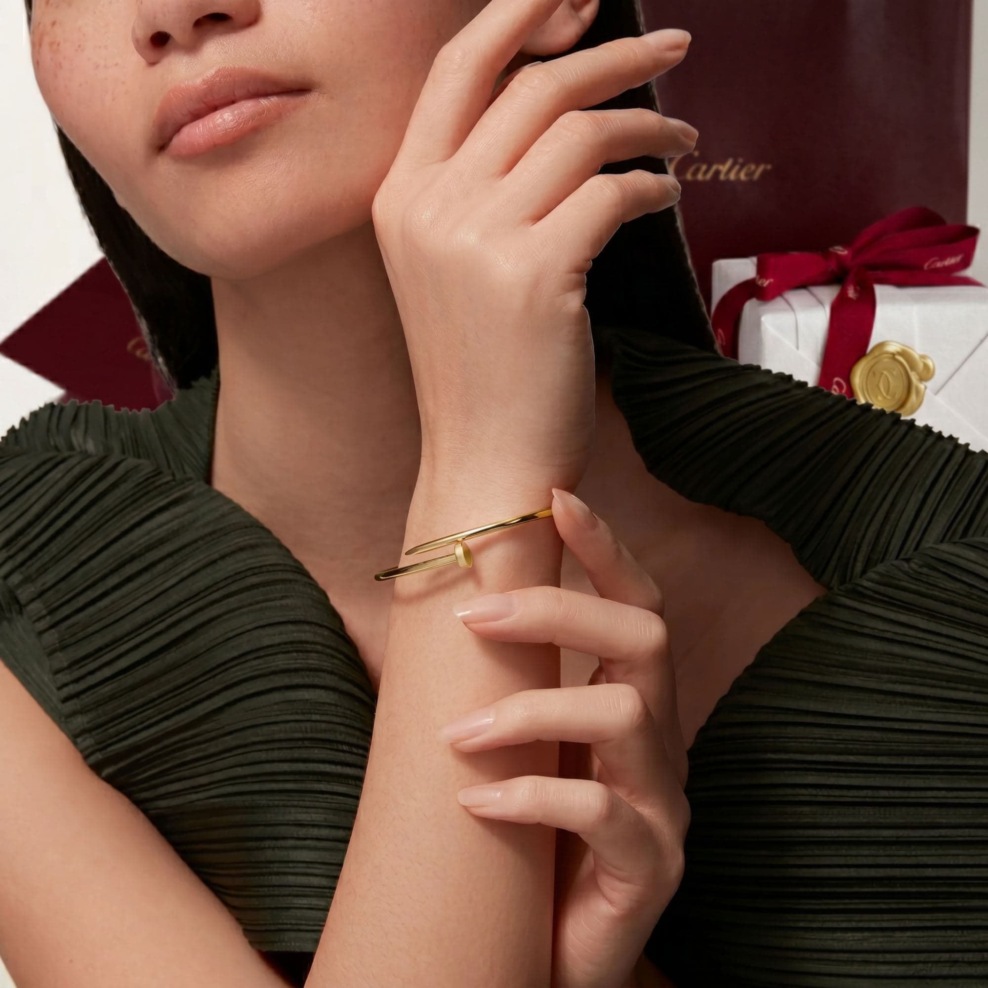 Золотой браслет Cartier Juste un Clou (гвоздь), малая модель — фото 2