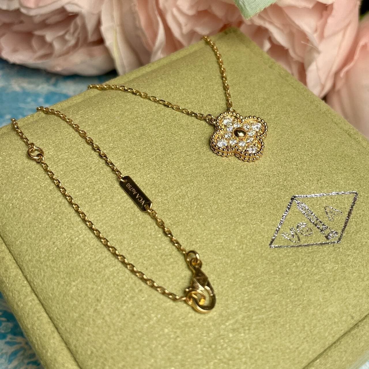 Подвеска Van Cleef с бриллиантами 0,48 ct (желтое золото 750) — фото 3