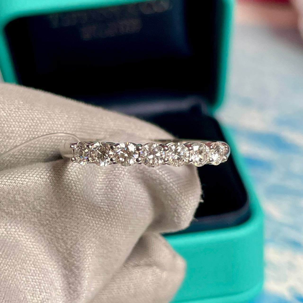 Кольцо Tiffany Diamond Forever с 7 бриллиантами 0,58ct (белое золото 585)