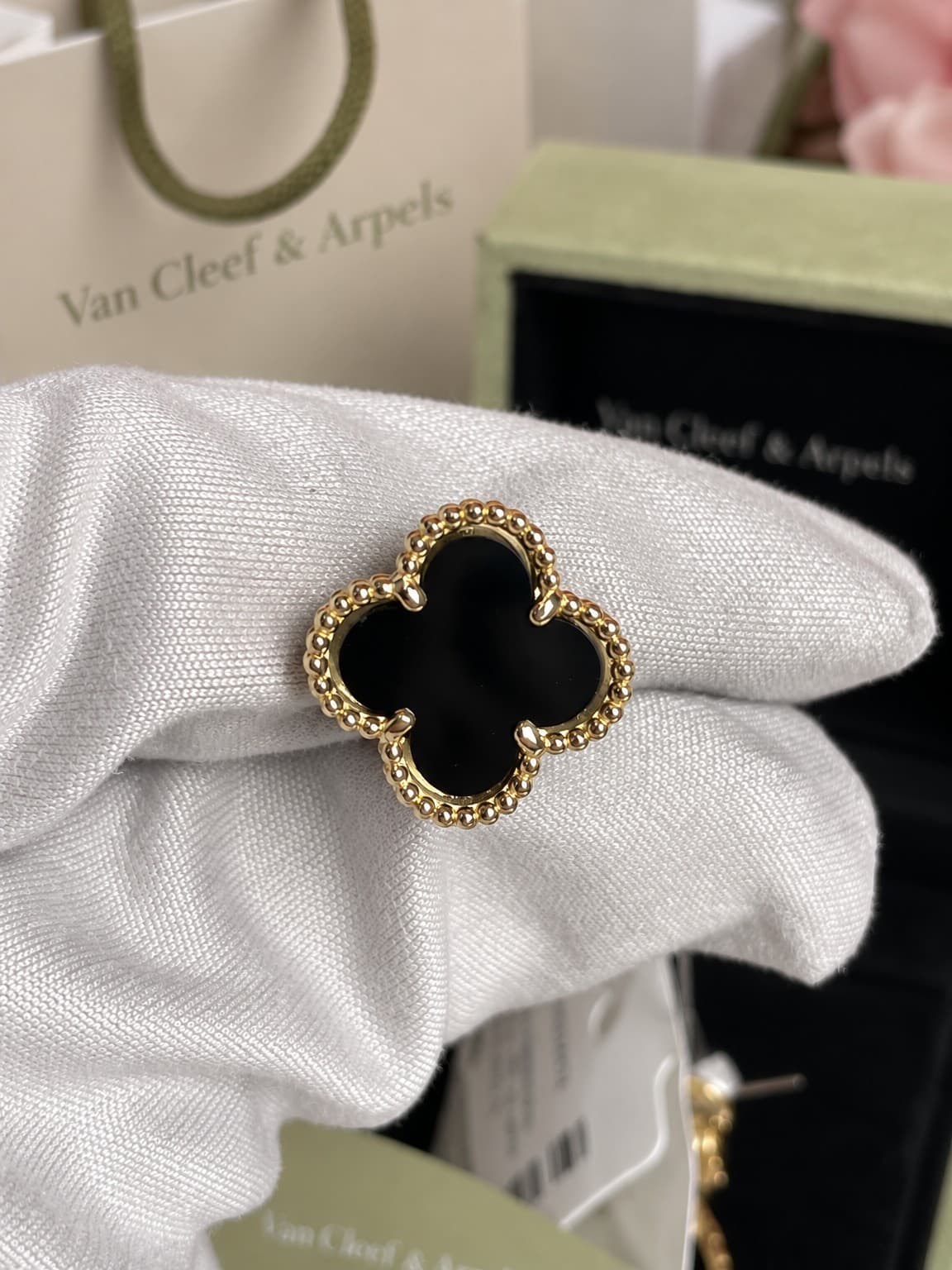 Серьги Van Cleff Vintage Alhambra с ониксом — фото 2