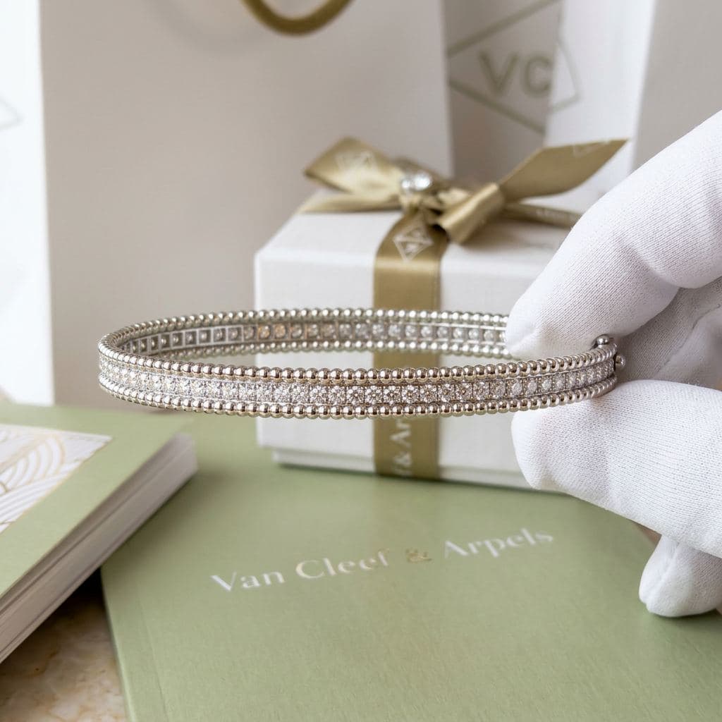 Браслет Van Cleef & Arpels Perlée с бриллиантами, 1 ряд, модель extra small, розовое золото — фото 6