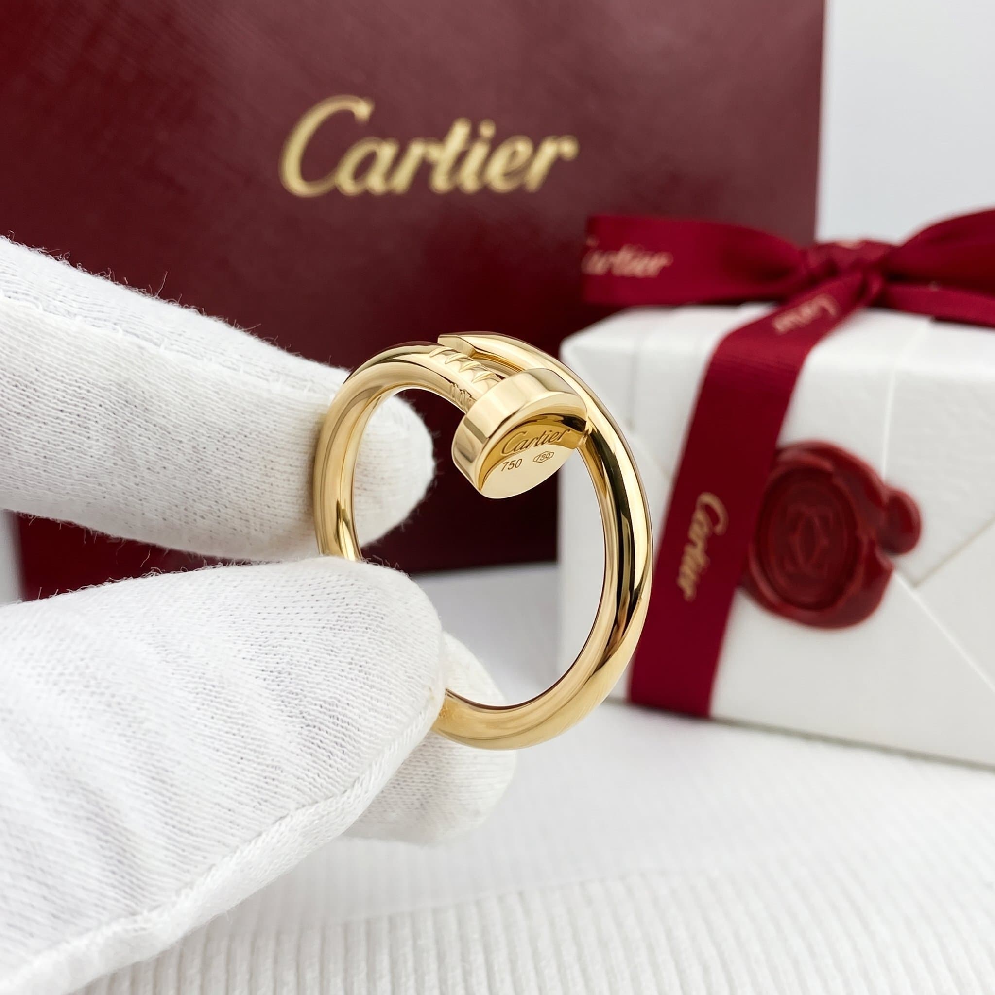 Золотое кольцо Cartier Juste un Clou (гвоздь), классическая модель — фото 2