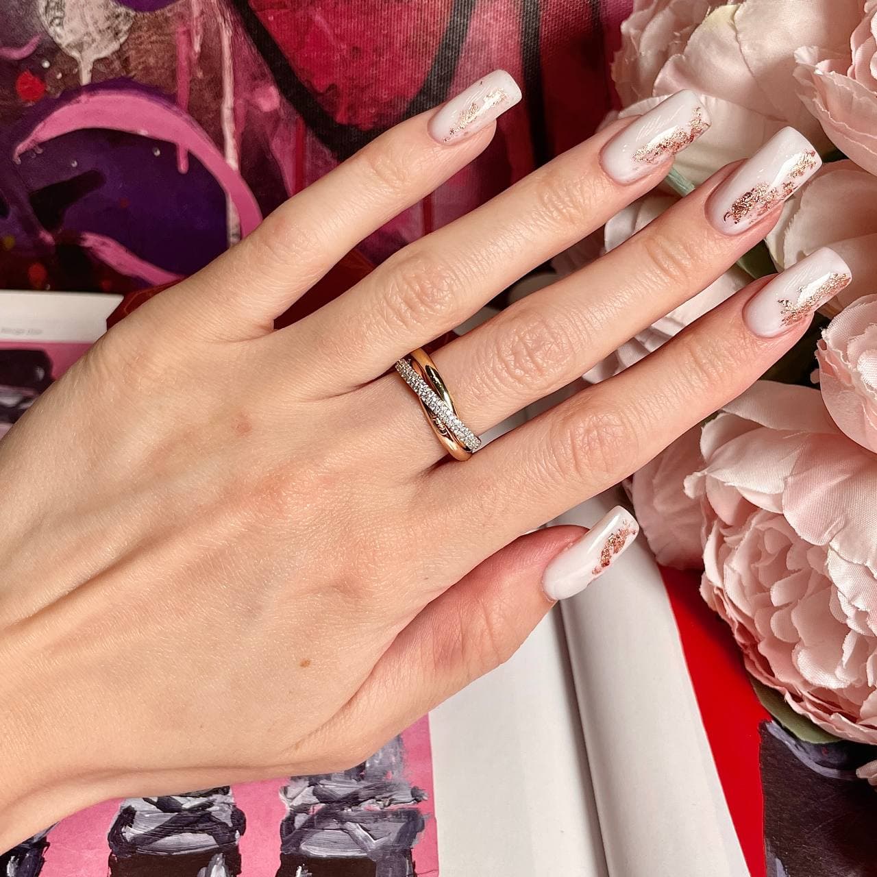 Кольцо Cartier Small Trinity 2,5мм с бриллиантами 0,51ct (белое/желтое/розовое золото 585) — фото 3