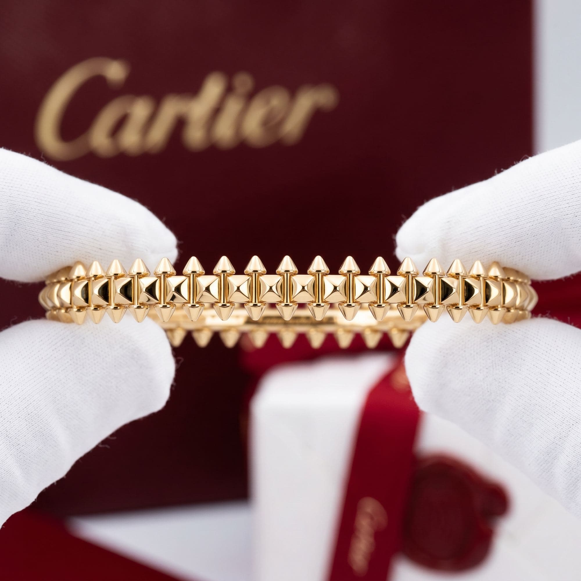 Золотой браслет Cartier Clash, средняя модель — фото 3