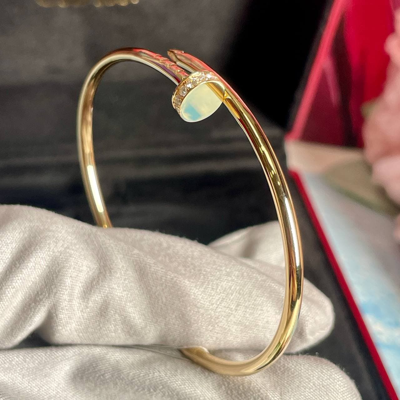 Браслет Cartier Juste Un Clou с бриллиантами 0,18 ct (желтое золото 750) — фото 5