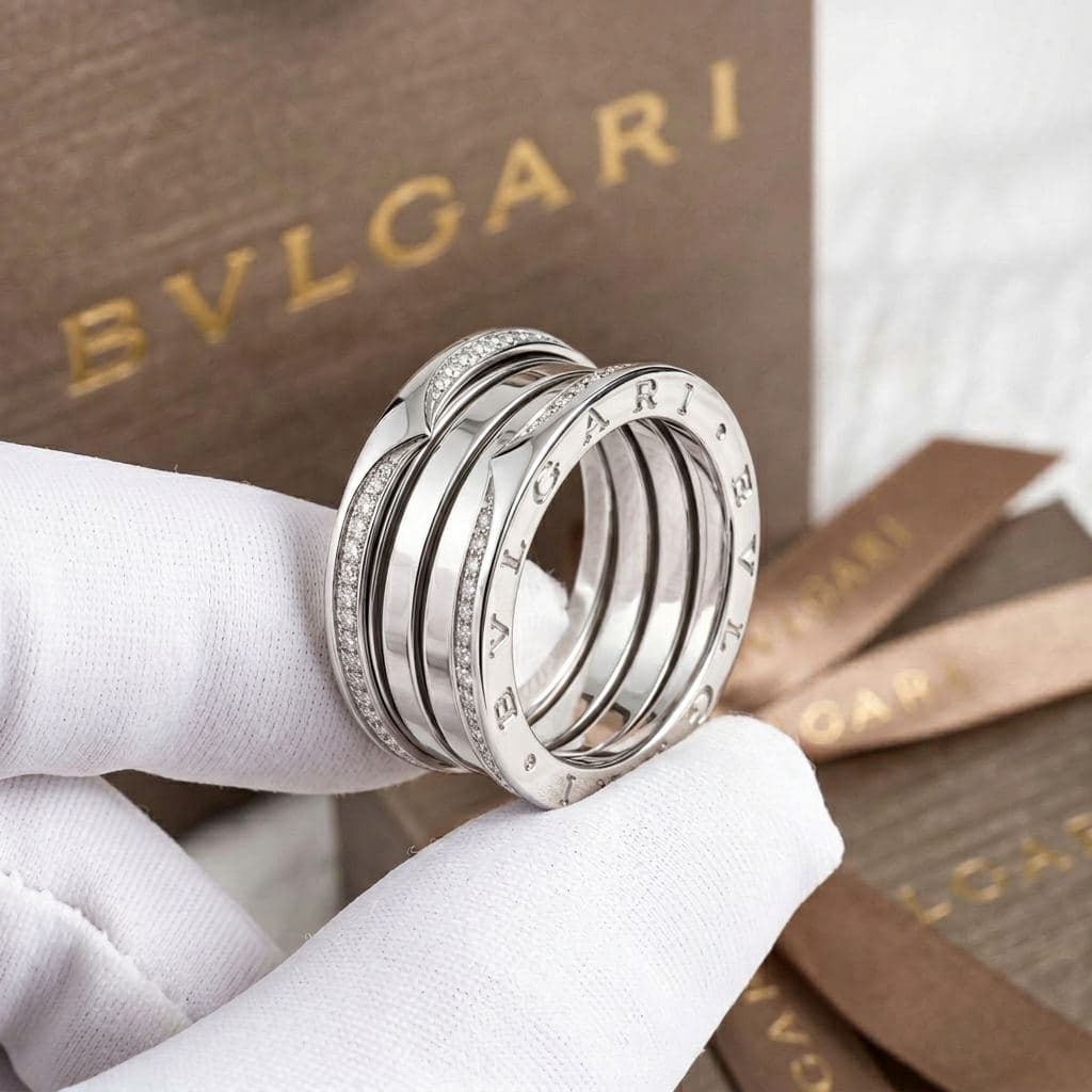Кольцо B.zero1 Bvlgari из белого золота с бриллиантами