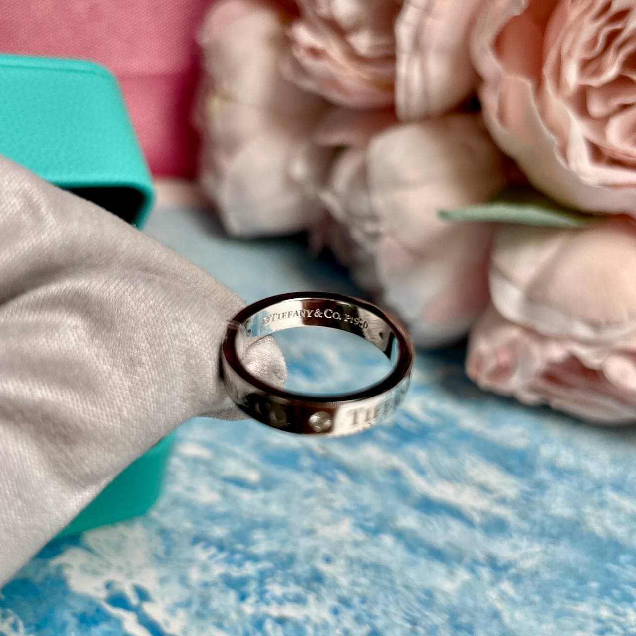 Кольцо Tiffany Co с 3 бриллиантами 0,06ct (белое золото 585) — фото 4