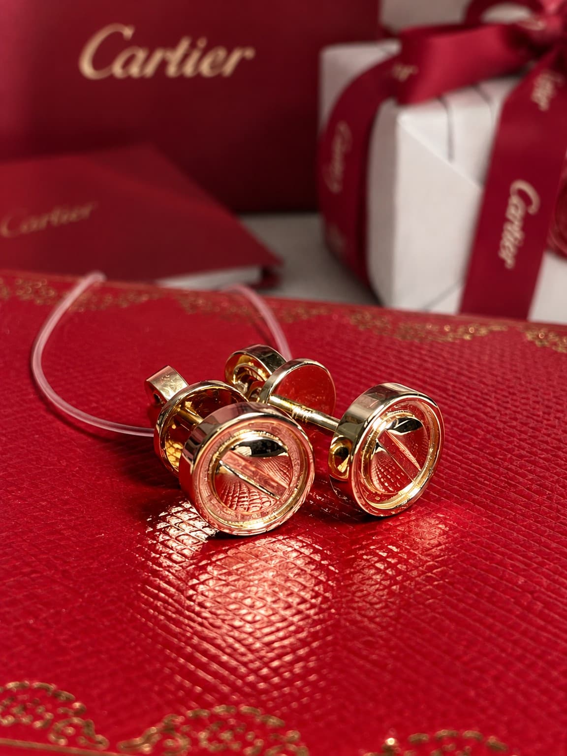 Cartier Серьги Cartier Love винты