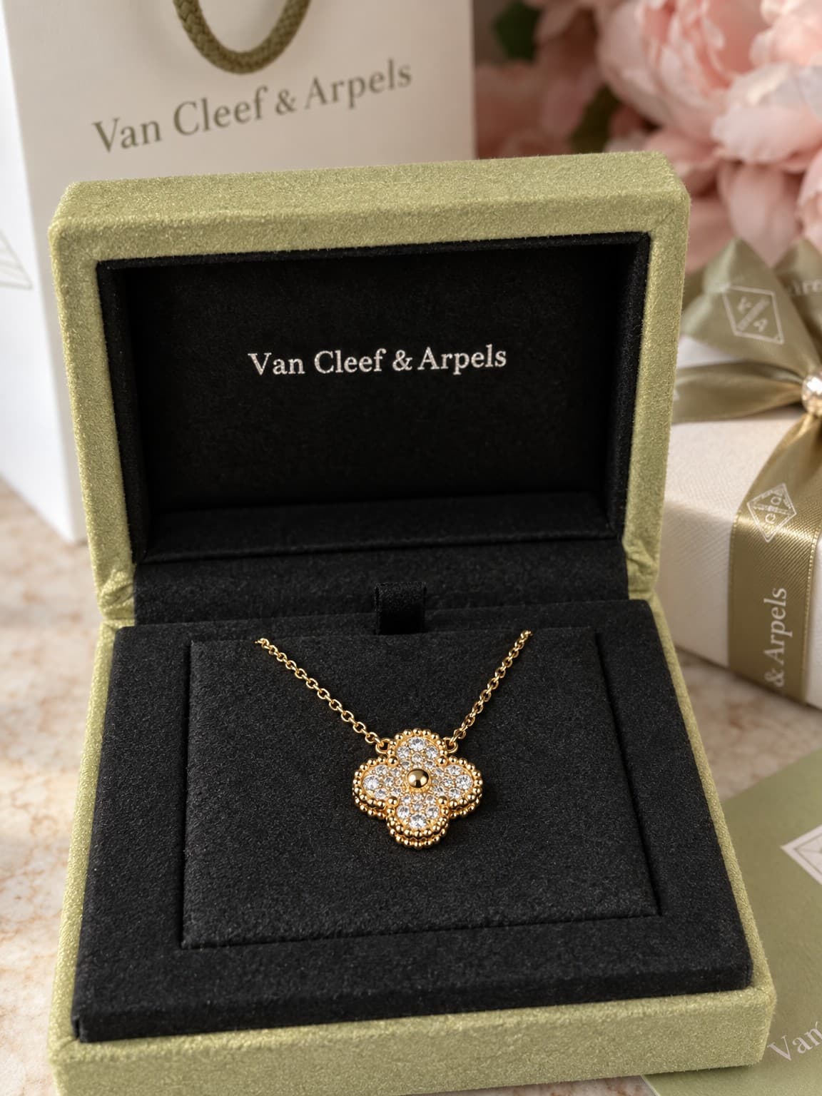 Подвеска Van Cleef с бриллиантами 0,48 ct — фото 2