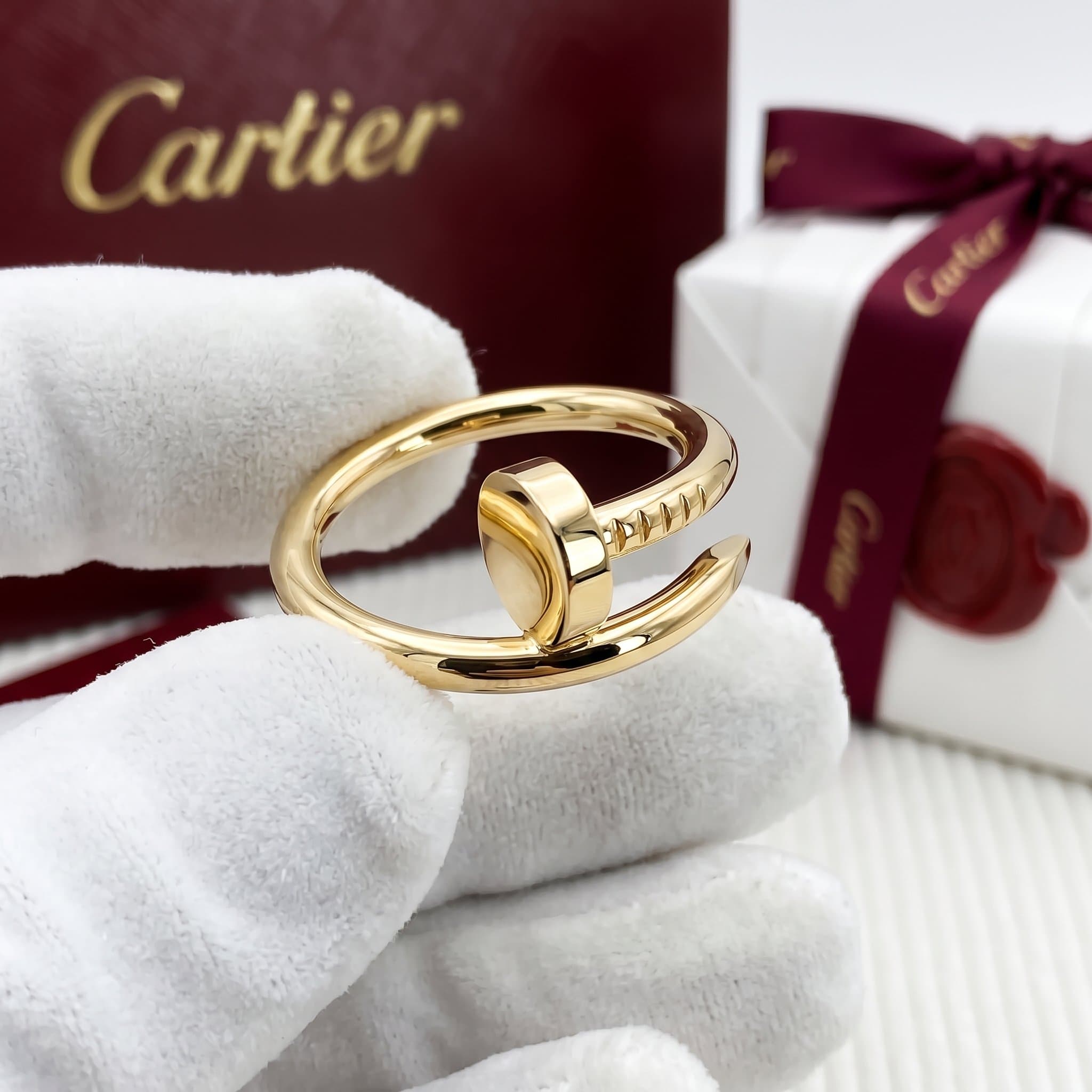 Золотое кольцо Cartier Juste un Clou (гвоздь), классическая модель — фото 5