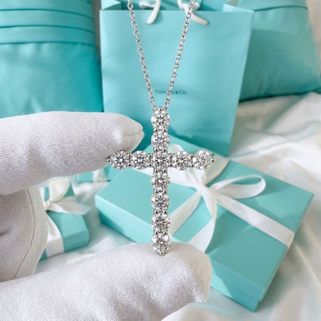 Крест-подвеска Tiffany из платины с бриллиантами — фото 2