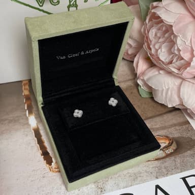 Серьги Van Cleef с бриллиантами 0,16ct
