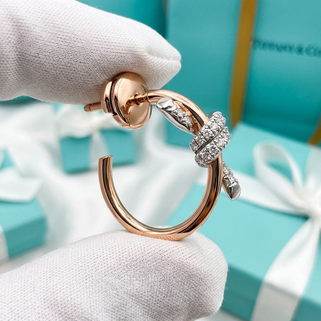 Серьги Tiffany Knot из розового золота и платины с бриллиантами — фото 2