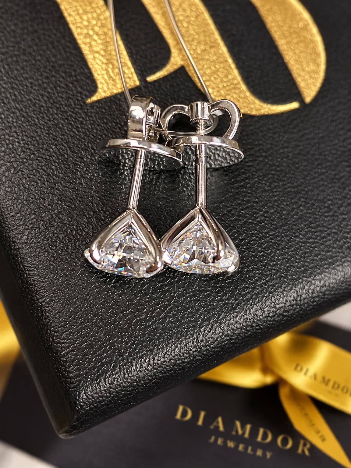 Серьги пусеты с бриллиантами 3,02 ct — фото 5