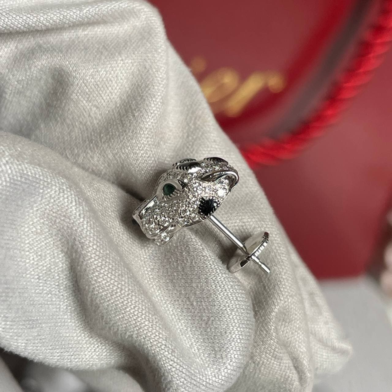 Серьги Cartier Panthere с бриллиантами 0,70 ct (белое золото 750) — фото 6