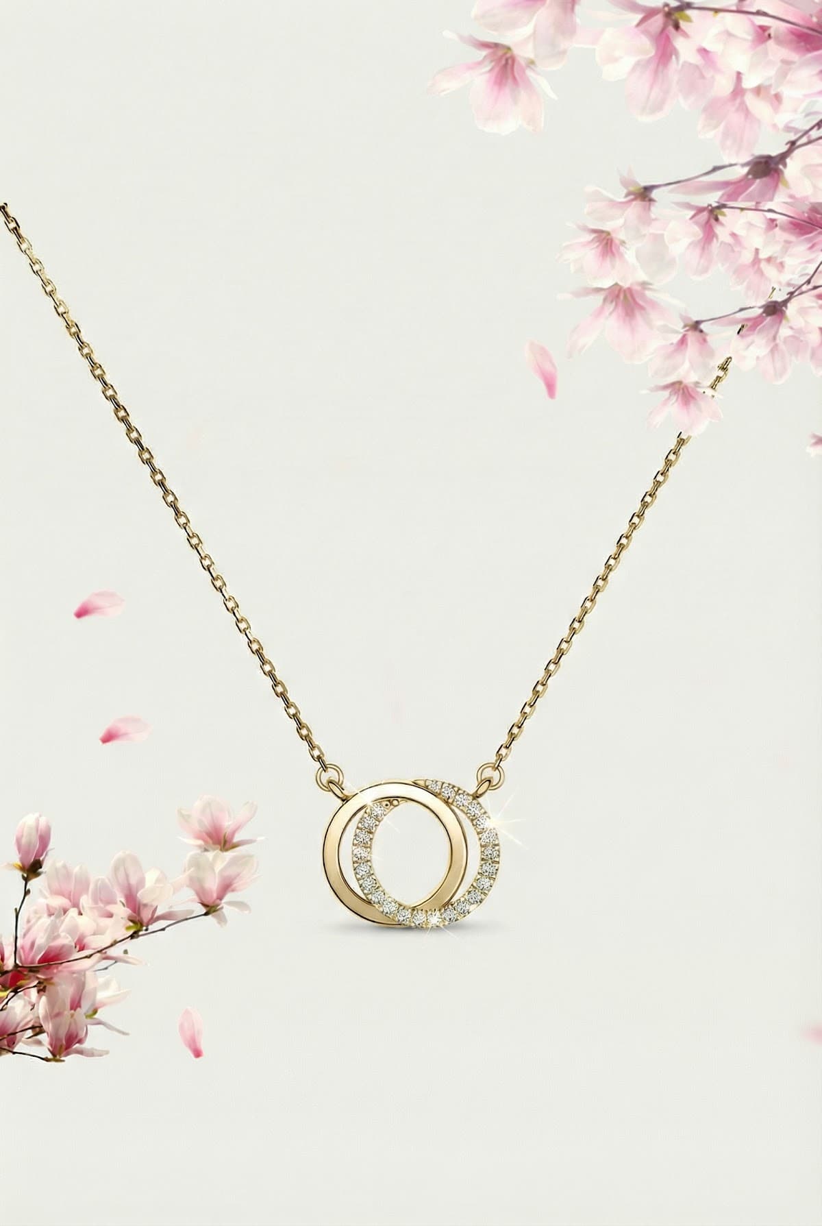 Золотая подвеска с бриллиантами 0,14ct