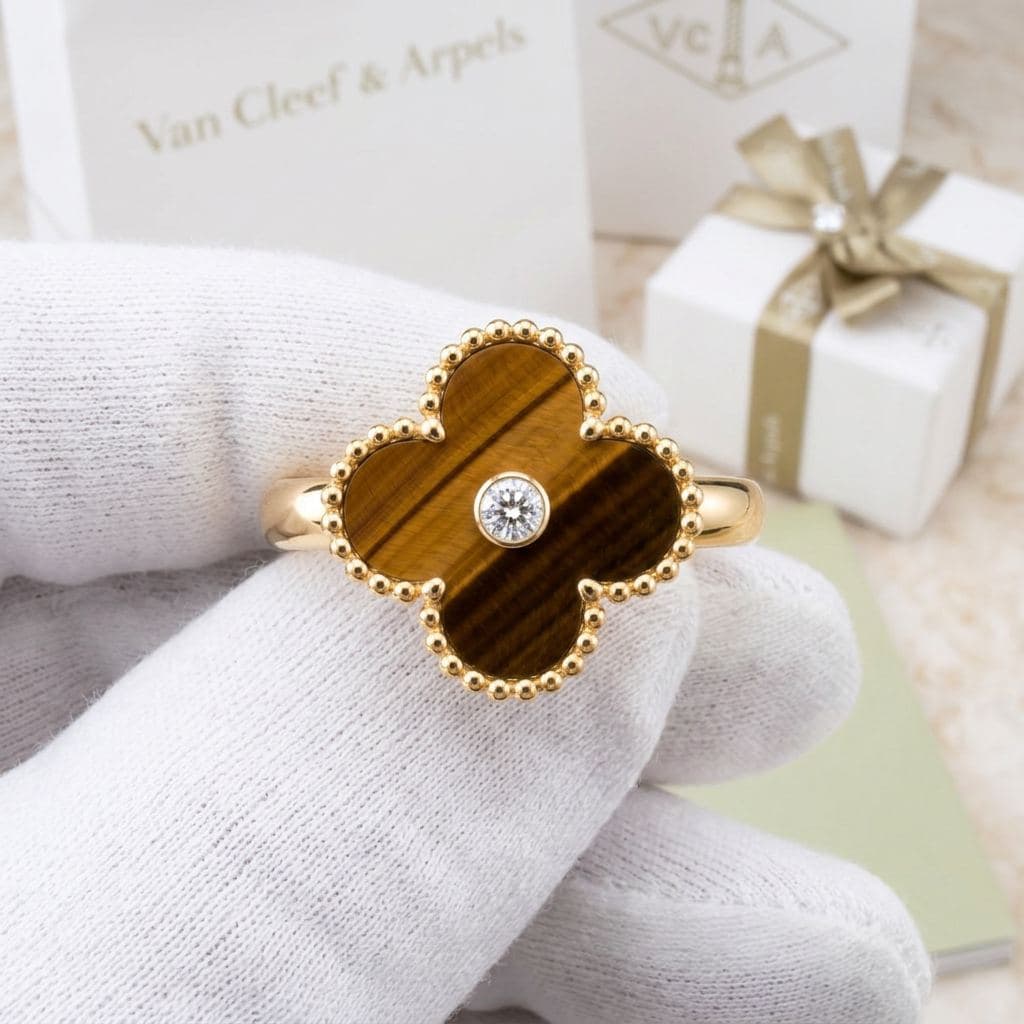 Кольцо Van Cleef & Arpels Vintage Alhambra с тигровым глазом и бриллиантом — фото 3