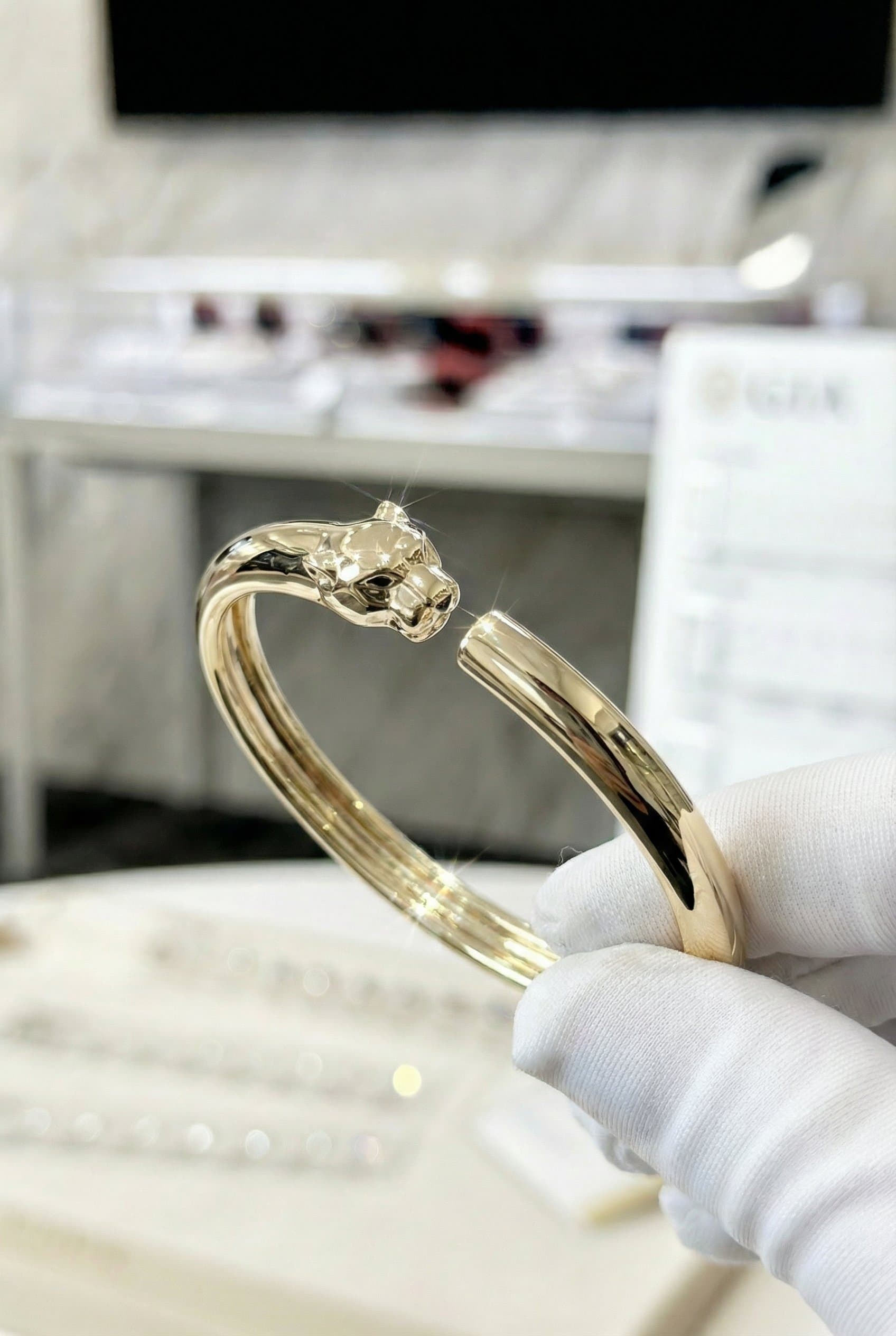 Cartier Золотой браслет Cartier Panthère de Cartier