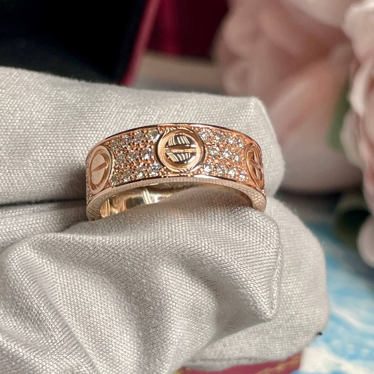 Cartier Кольцо Cartier Love широкая модель Pave (розовое золото 585)