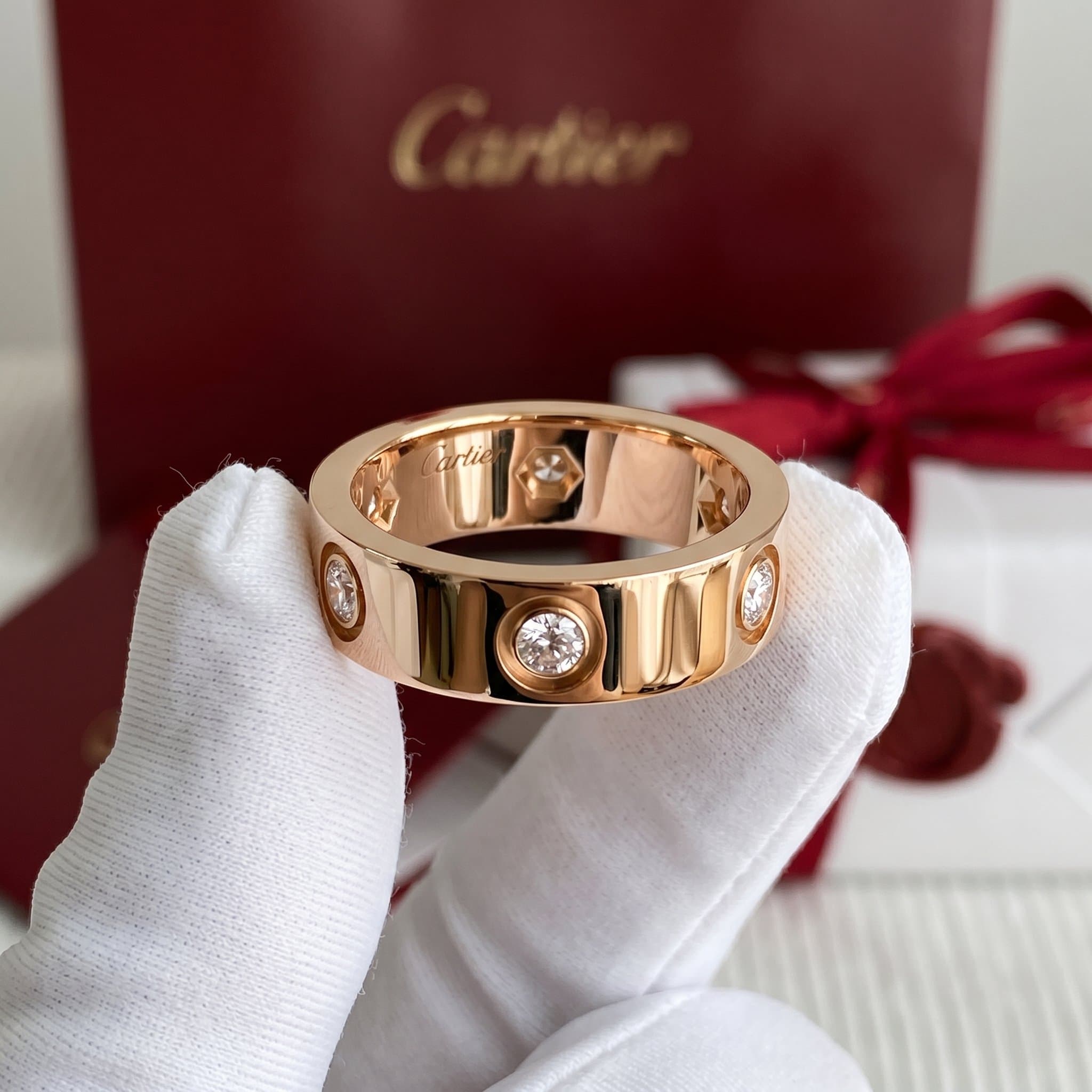 Золотое кольцо Cartier Love с бриллиантами, классическая модель, 6 бриллиантов, Розовое золото