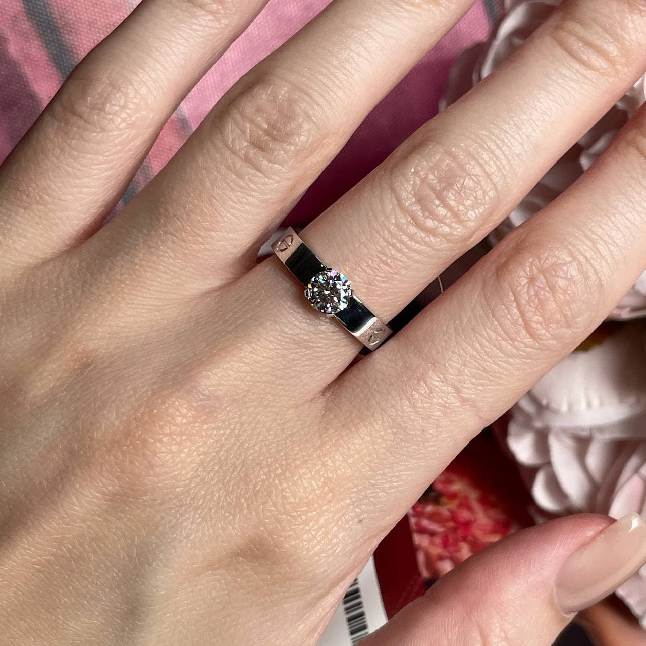 Кольцо Cartier Love с 1 бриллиантом 0,65ct (LAB) (белое золото 585) — фото 6