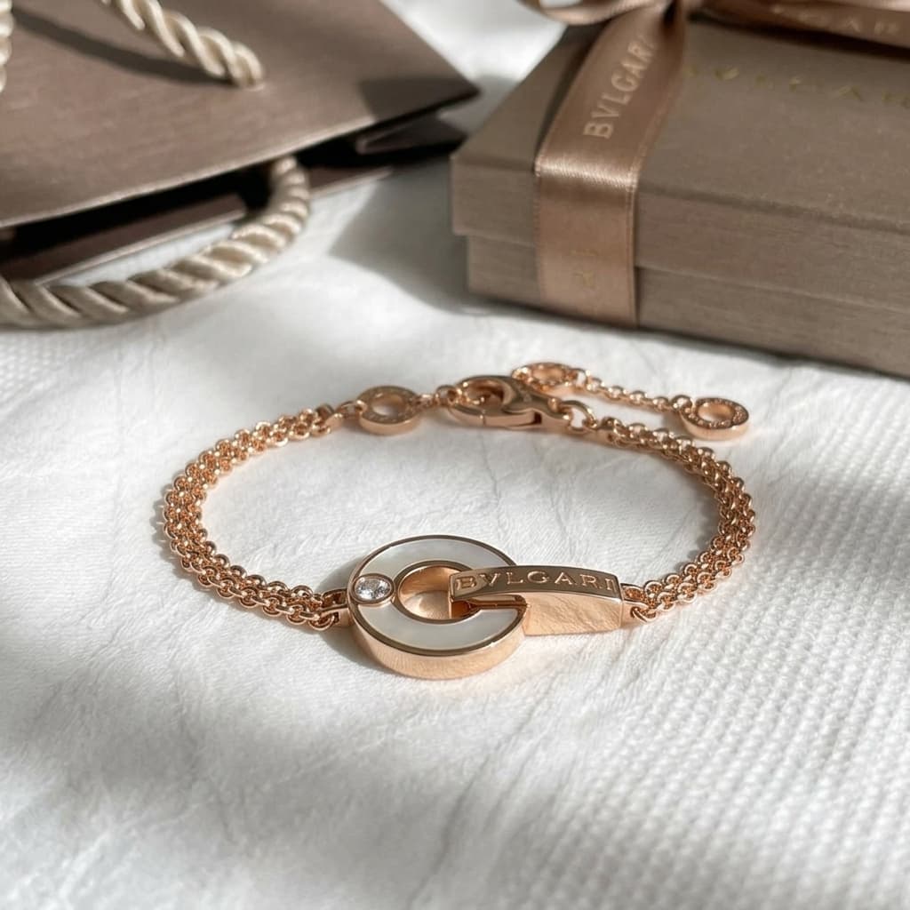 Браслет BVLGARI BVLGARI из розового золота с бриллиантом и перламутром, Розовое золото