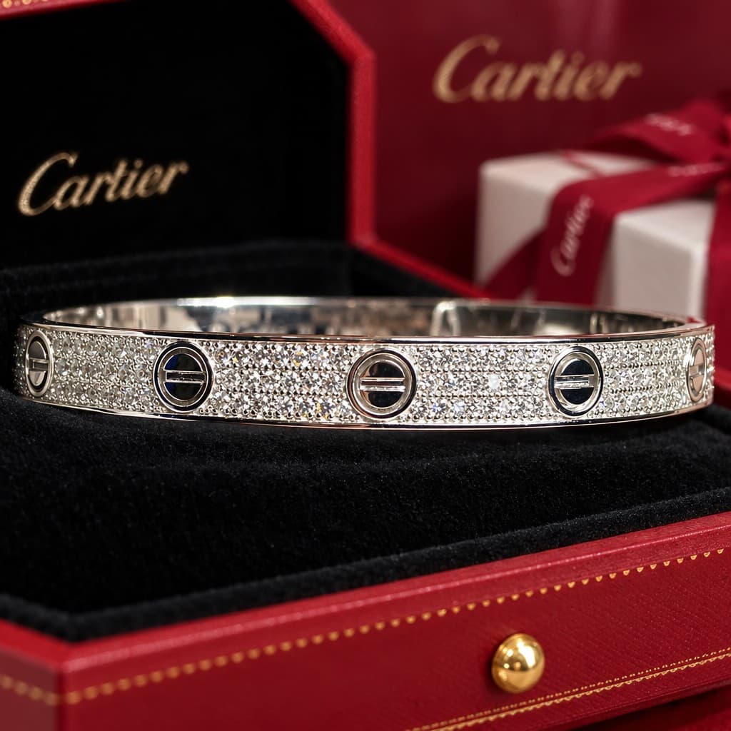 Браслет Cartier Love Pave, Белое золото