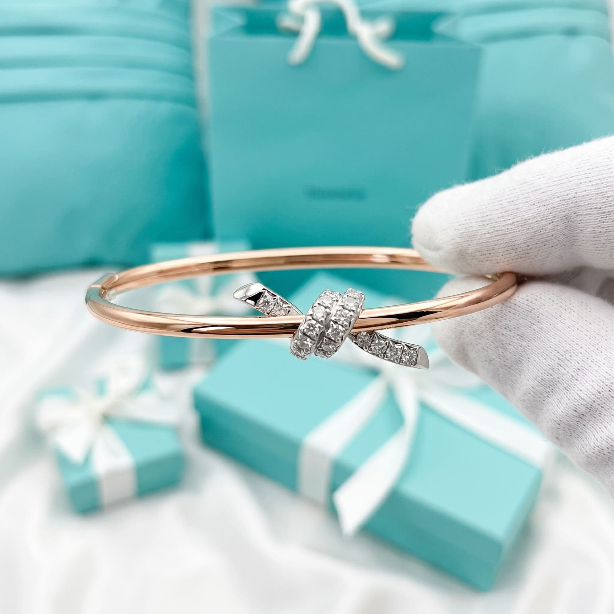 Браслет Tiffany Knot из розового золота и платины с бриллиантами — фото 2