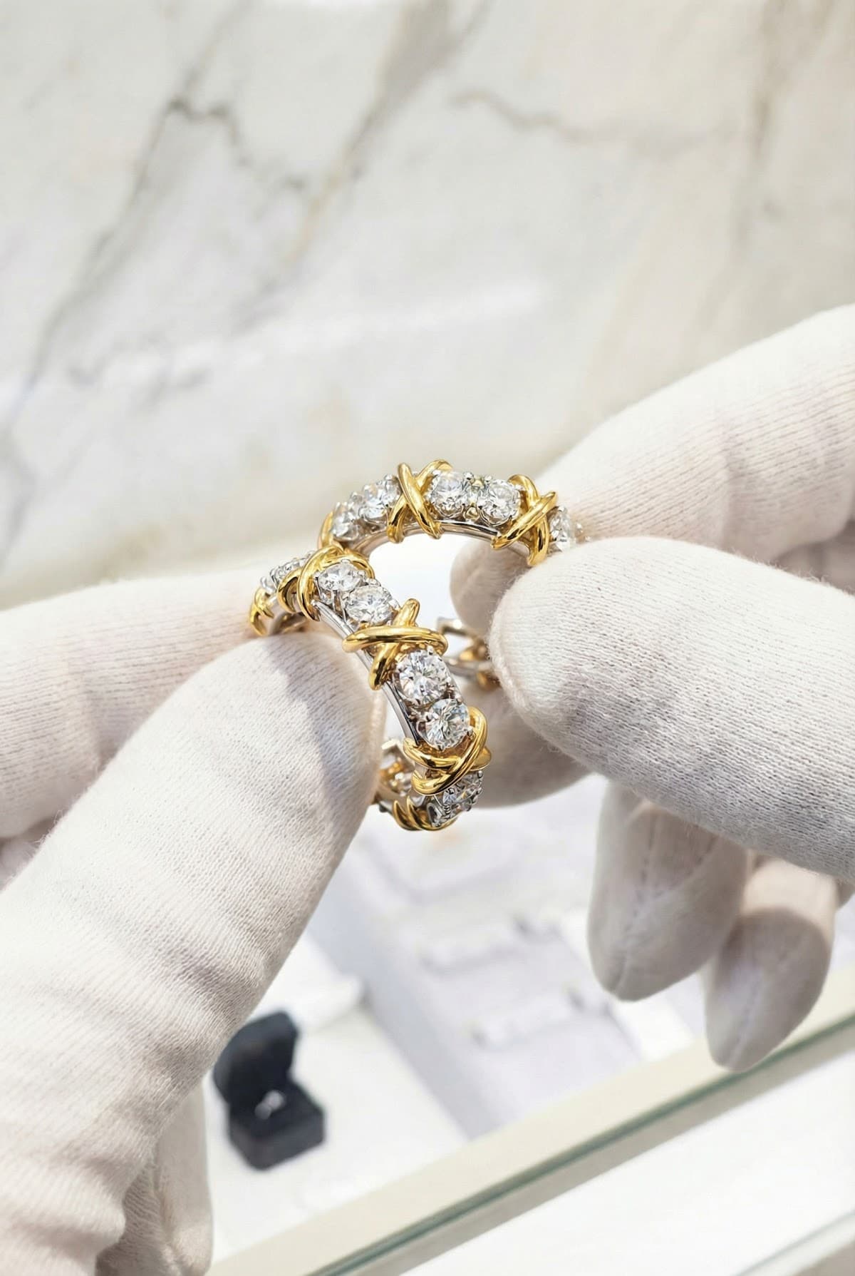 Tiffany & Co. Золотые серьги с бриллиантами Tiffany Schlumberger