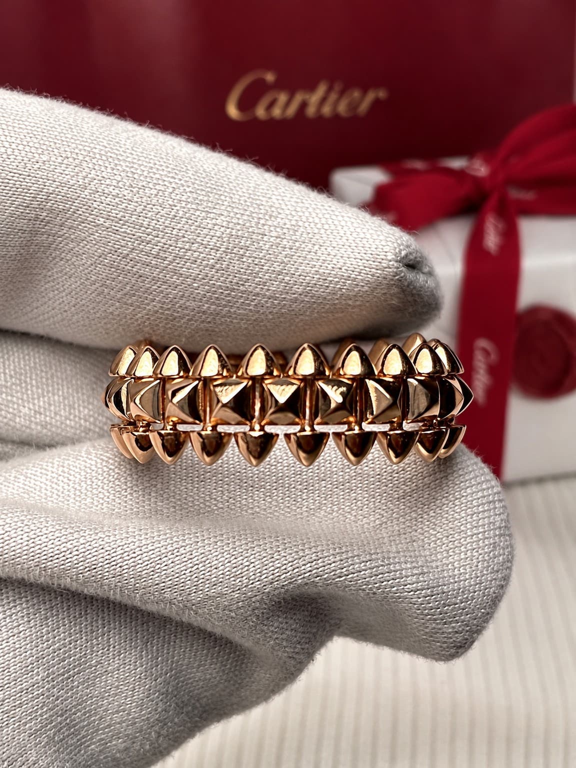 Кольцо Cartier Clash, Розовое золото